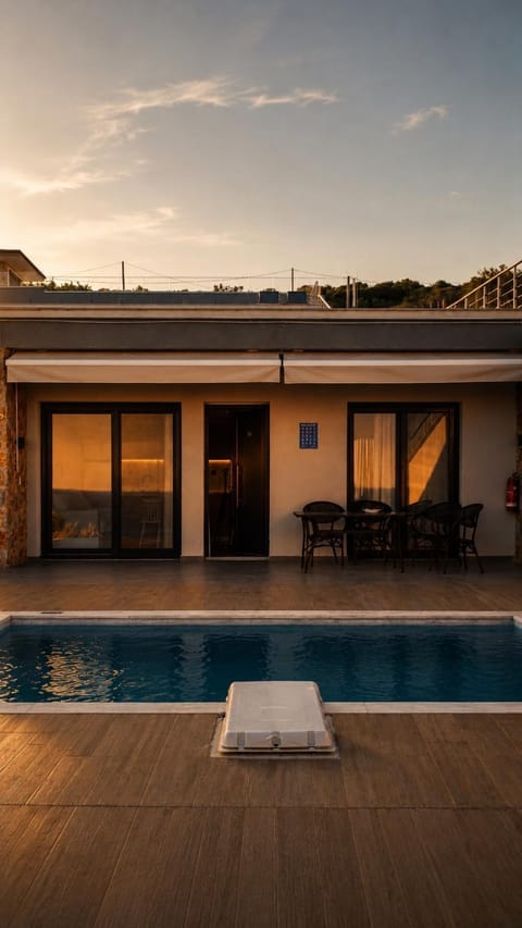 Pool view, Swimming pool