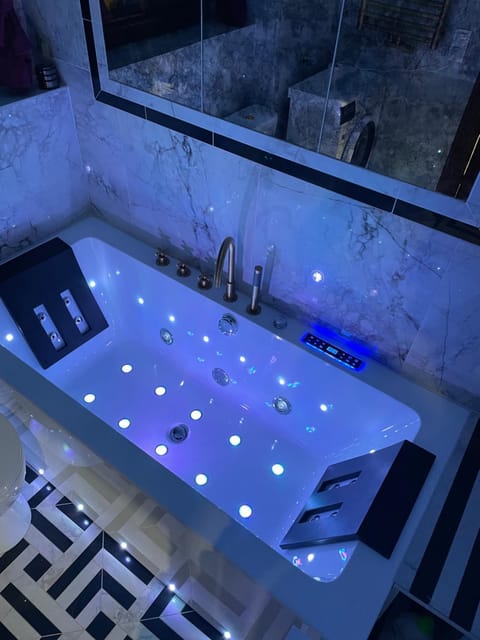 Night, Hot Tub, Bathroom