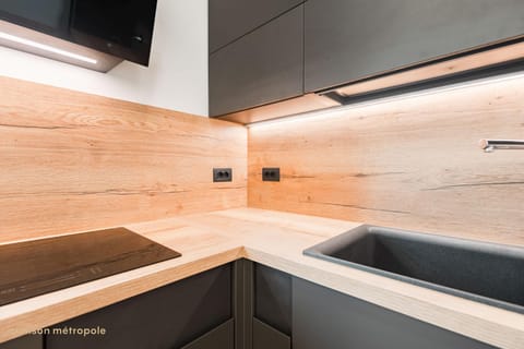 Kitchen or kitchenette