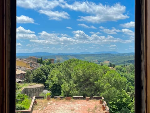 Nearby landmark, Day, Natural landscape, Mountain view