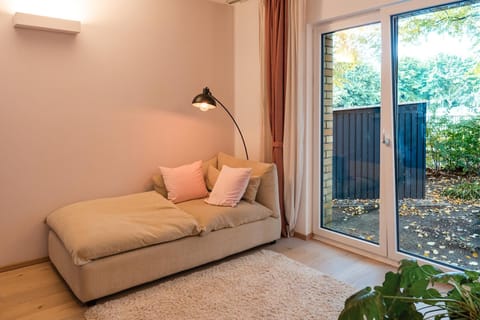 Living room, Garden view