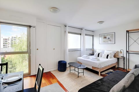 Bed, Living room, Dining area