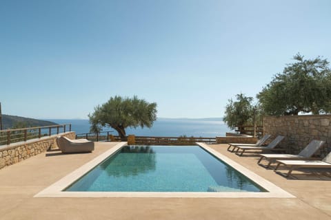 Pool view, Sea view, Swimming pool, sunbed