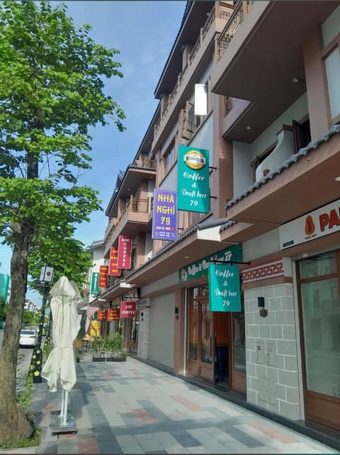 Property building, Neighbourhood, City view, Street view