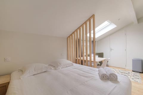 Studio cosy, climatisé, Caluire-Lyon Apartment in Caluire-et-Cuire