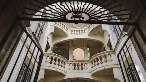 Un Joyau Occitan Apartment in Nimes