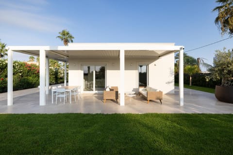 Patio, Garden, Garden view