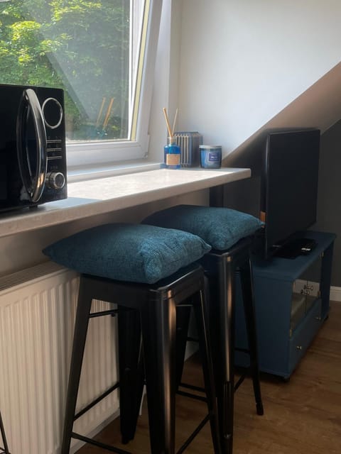 View (from property/room), Living room, Business facilities, Seating area, Dining area