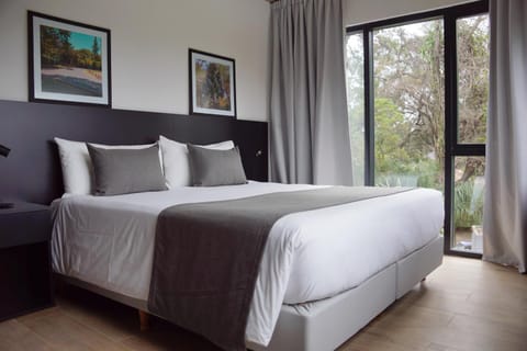 Bed, View (from property/room), Photo of the whole room, Bedroom