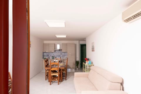 Kitchen or kitchenette, Living room, Dining area, air conditioner