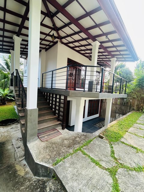 Property building, Balcony/Terrace