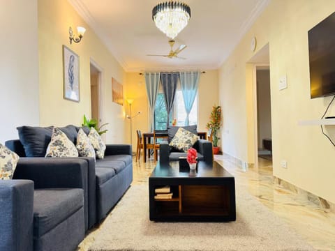 TV and multimedia, Living room, Family