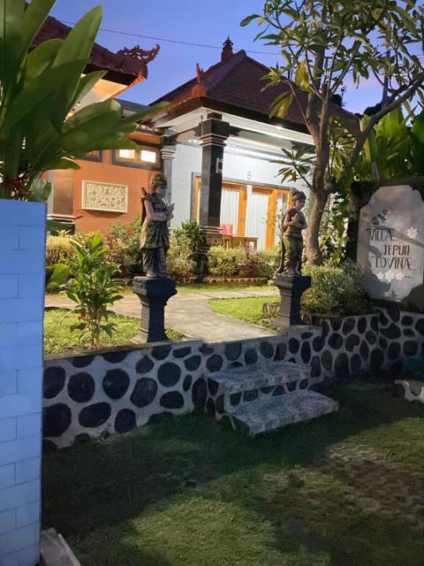 Villa Jepun Lovina Bed and Breakfast in Buleleng