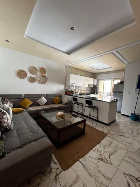 Living room, minibar