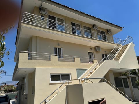 Sunset Villa Apartments Alepokhori Bed and Breakfast in Euboea