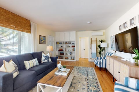 Blue Oasis Cozy Home House in Mission Bay