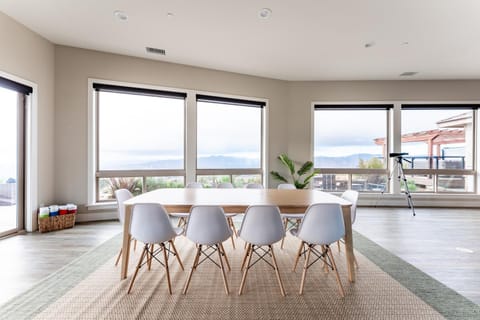 Vista Grande home House in San Pasqual Valley