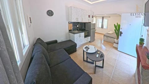 Elysian Luxury Suite N2 Apartment in Halkidiki