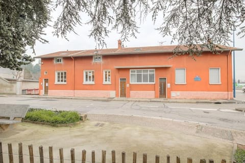 Charmant studio, climatisation et parking, Caluire-Lyon Apartment in Caluire-et-Cuire