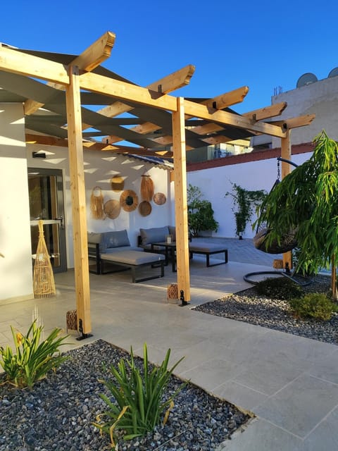 Day, Garden, Seating area