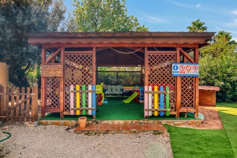 Entre Viejos Olivos Villa in Safor