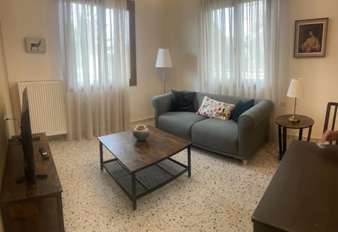 Old Castle 1 Apartment in Halkidiki