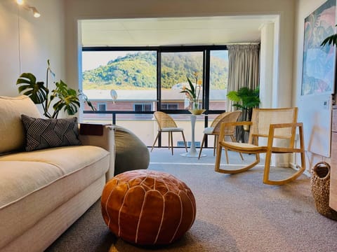 Living room, Lounge or bar, Seating area, Mountain view