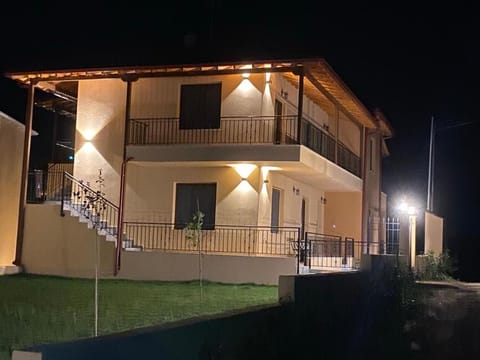 Old Castle 2 Apartment in Halkidiki