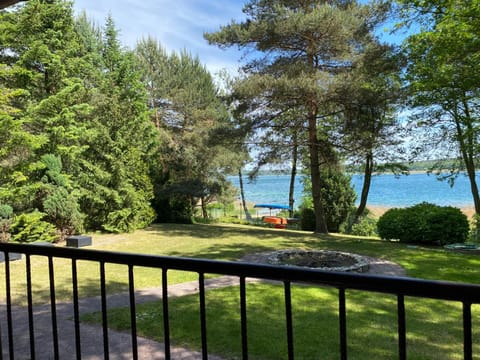 Day, Garden, Garden view, Lake view
