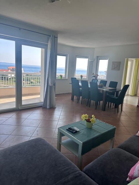 Apartment Viktoria Apartment in Podstrana