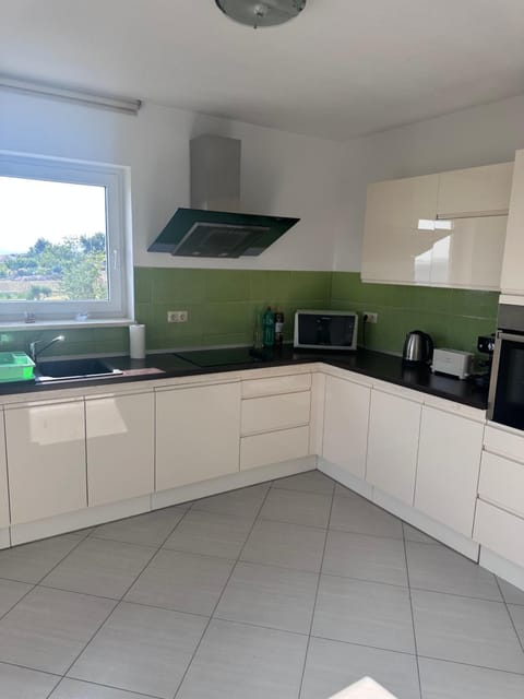 Apartment Viktoria Apartment in Podstrana