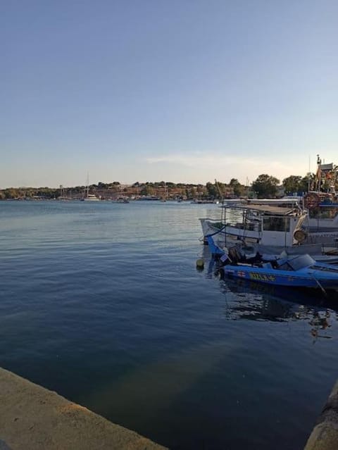 Nea Peramos Apartment-2 Apartment in Euboea