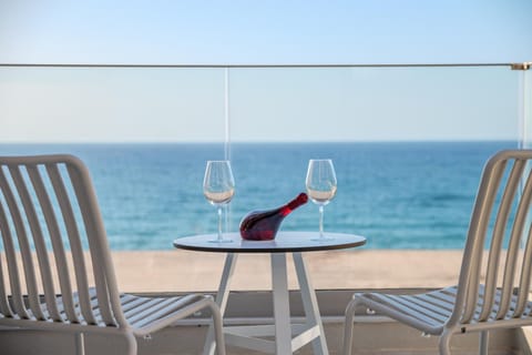 Day, View (from property/room), Balcony/Terrace, Sea view, Drinks