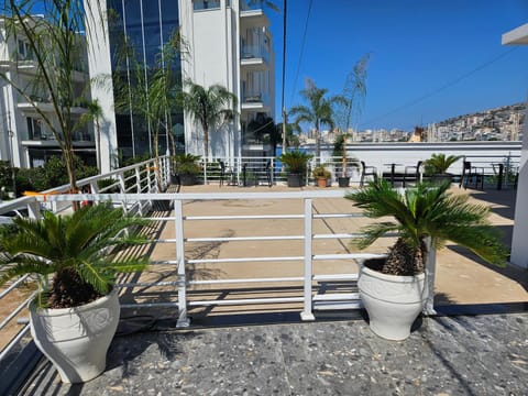 View (from property/room), Balcony/Terrace