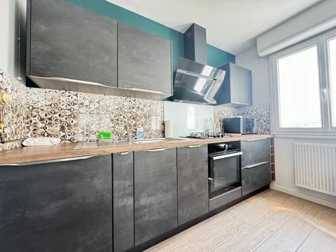 Jolie F3 Berthelot , Tout Equipé - WI-FI , CL-FD Berthelot 10eme Apartment in Clermont-Ferrand