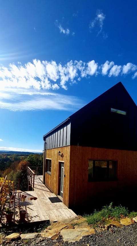 Property building, Day, Natural landscape