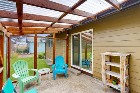 Ocean Breeze Retreat House in Yachats