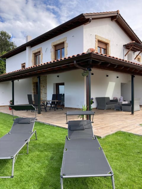 Garden, Balcony/Terrace