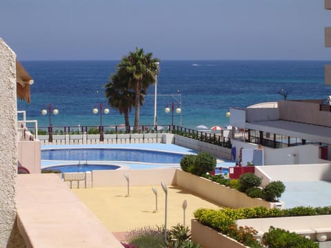 Pool view, Sea view