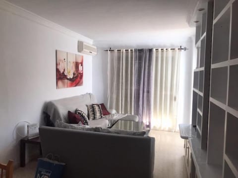 Apartamento FERIA DE MÁLAGA Apartment in Malaga