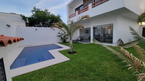 Casa VillaTeques alberca jacuzzi House in State of Morelos