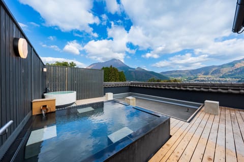 Day, Natural landscape, View (from property/room), Mountain view