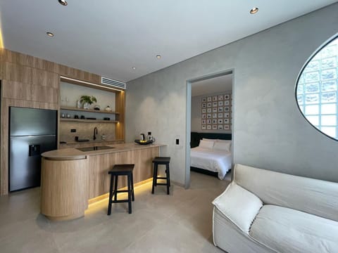 Bed, Kitchen or kitchenette, Living room