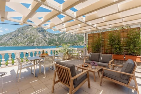 Villa Blue Dream Villa in Dobrota