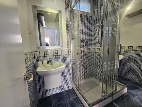 Apartamento único en Lucero Apartment in Madrid