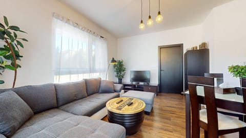 TV and multimedia, Living room, wardrobe