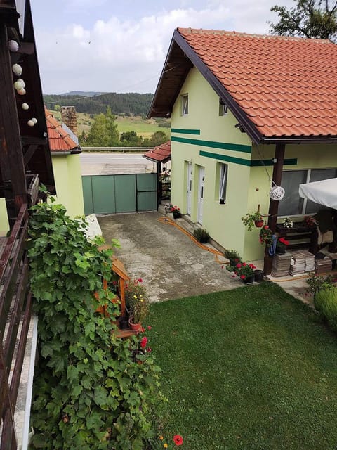 Garden, Garden view, Parking