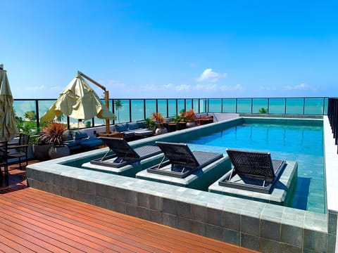 Swimming pool, Swimming pool