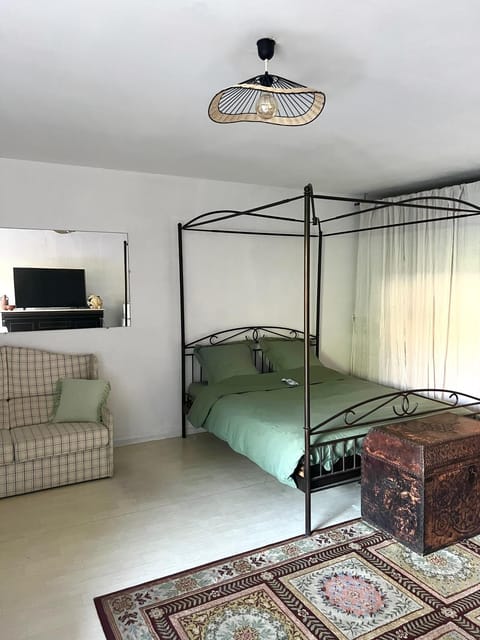 6P Private Garden Little ST TROPEZ Apartment in Saint-Tropez