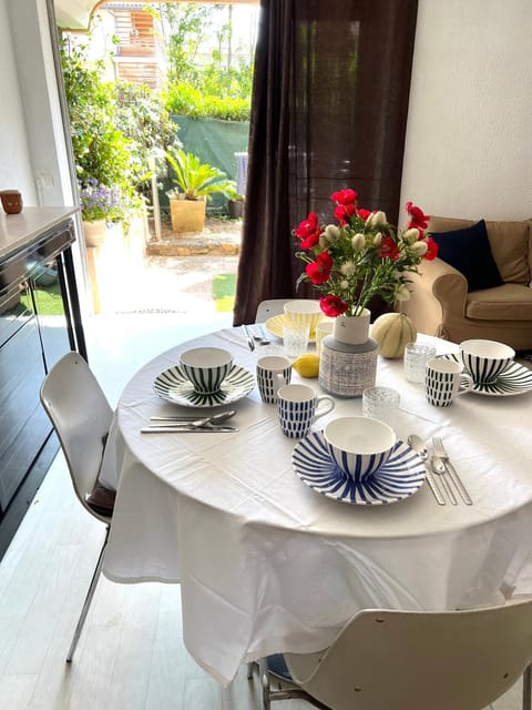 6P Private Garden Little ST TROPEZ Apartment in Saint-Tropez